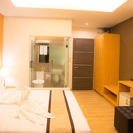 Baitong Hotel Tachilek Esterno foto