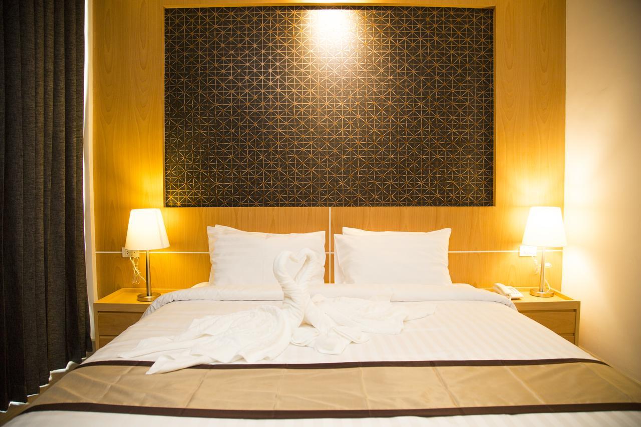Baitong Hotel Tachilek Esterno foto